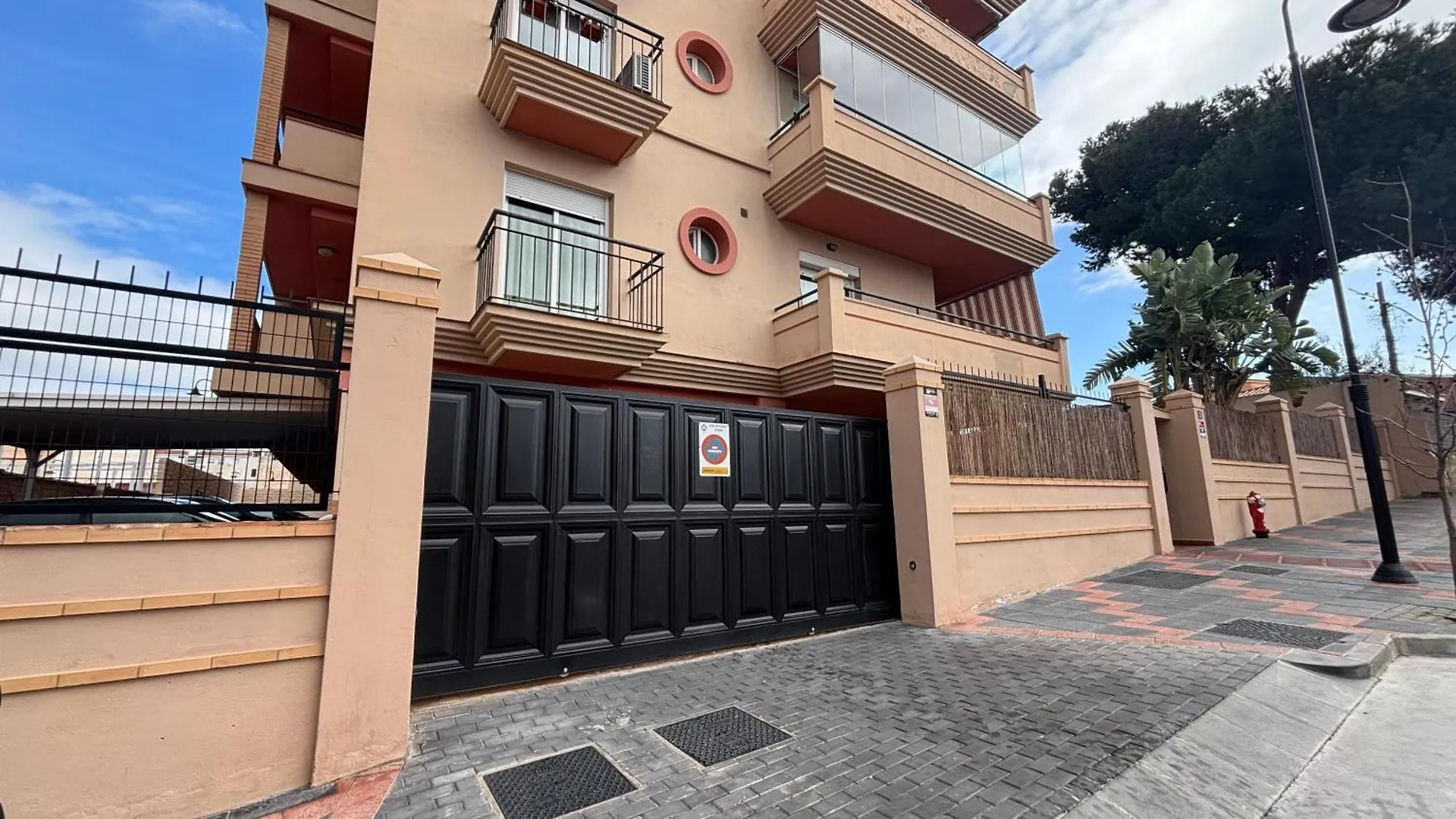 Apartment Apartamento El 5 Muy Bien Ubicado Con Parking Y Piscina Gratuita Fuengirola Spain