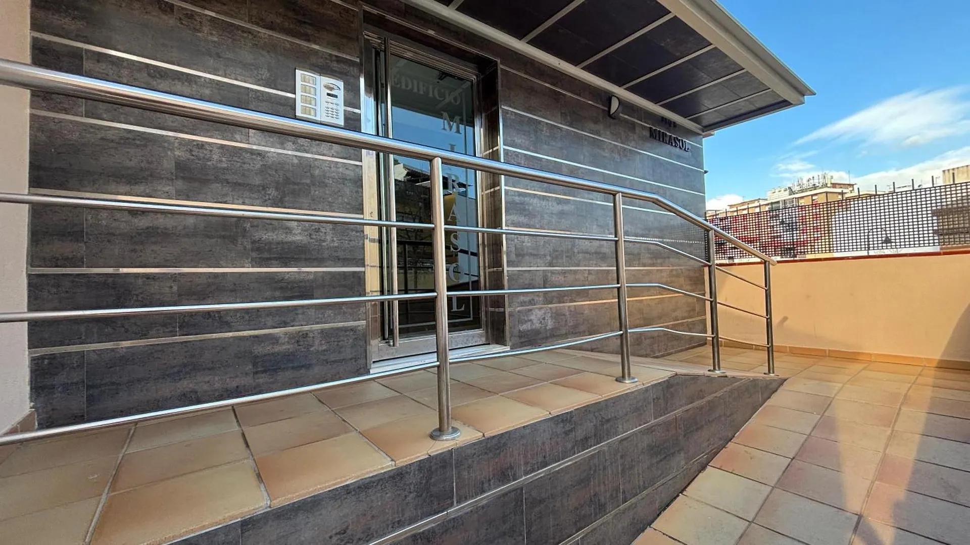 Apartamento Nuevo Con Parking Y Piscina Gratis Fuengirola Spain